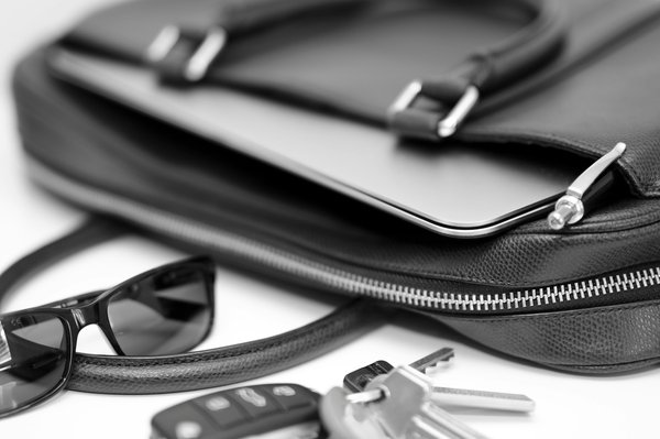 Élégance et fonctionnalité : votre sacoche ordinateur homme parfaite